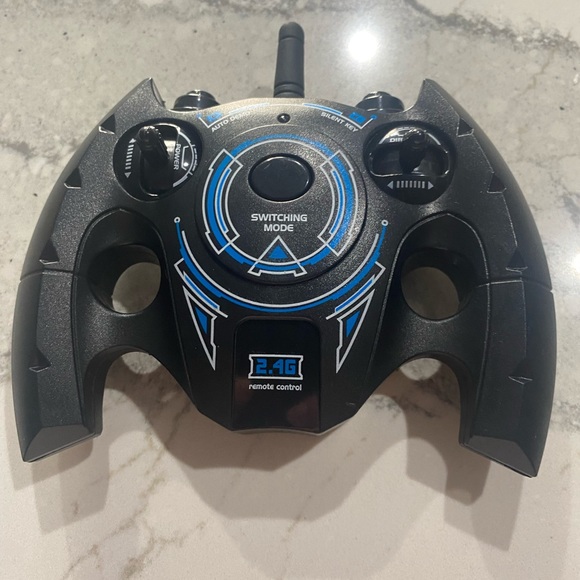 Remote Control Stunt Car - Picture 3 of 5